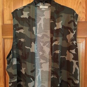 Camouflage Women's 3X Tunic-length Vest